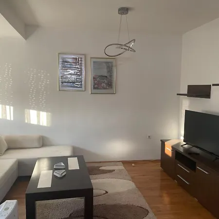 Bee Apartment Skopje
